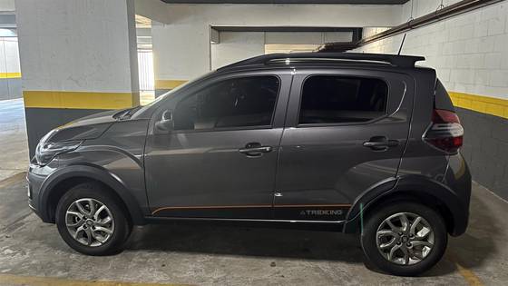 FIAT MOBI 1.0 FIREFLY FLEX TREKKING MANUAL FIAT MOBI 1.0 FIREFLY FLEX TREKKING MANUAL